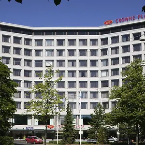 Crowne Plaza - Hesperia By Ihg מלון