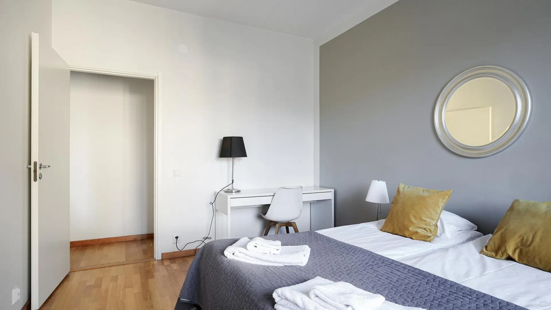 הלסינקי Kotimaailma Apartments Kamppi - 2Br In The City Center With Key Code